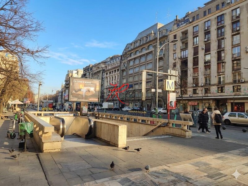 Romana, vanzare apartament 2 camere.