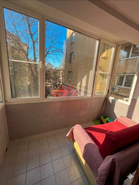 Romana, vanzare apartament 2 camere.